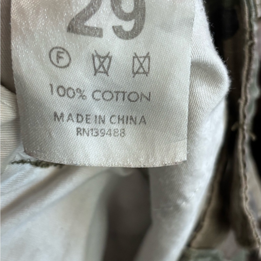 Men's Urban Camouflage Cargo Pants - Picture 9 of 10